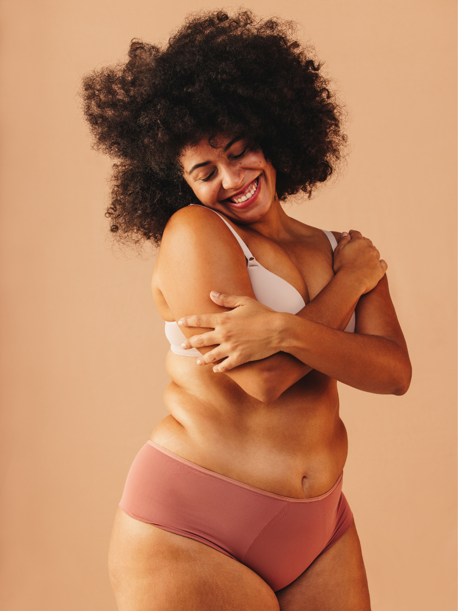 O dia em que parei de me esconder na roupa larga – e como minha pele pode contar outra história